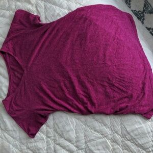 Liz Lange maternity top